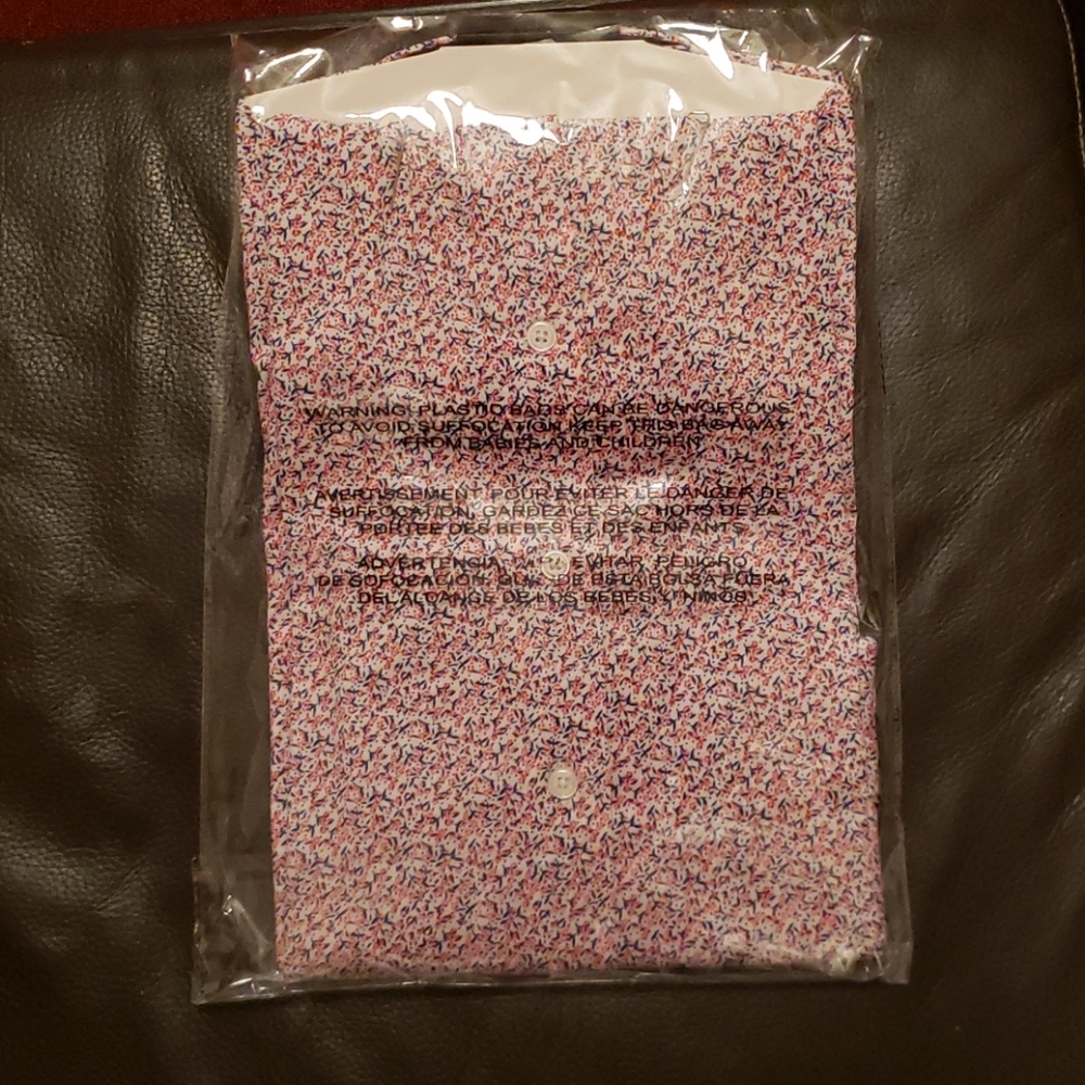 Shirt - Picture 4 of 4